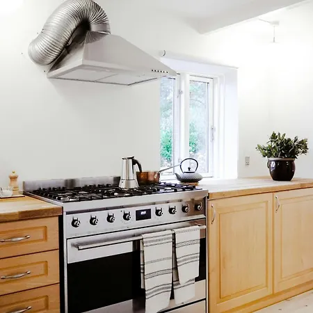 Renovated Estate With Private Σπίτι διακοπών *