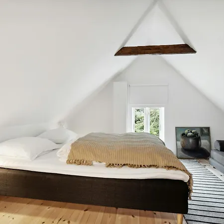 Renovated Estate With Private *