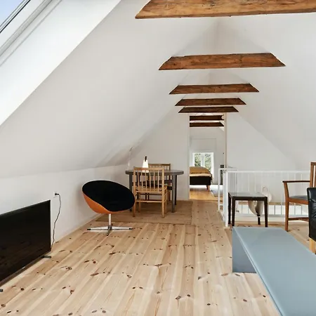 Hébergement de vacances Renovated Estate With Private Roslev