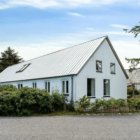 Renovated Estate With Private * Roslev