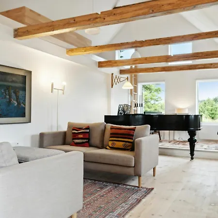 Сasa de vacaciones Renovated Estate With Private *