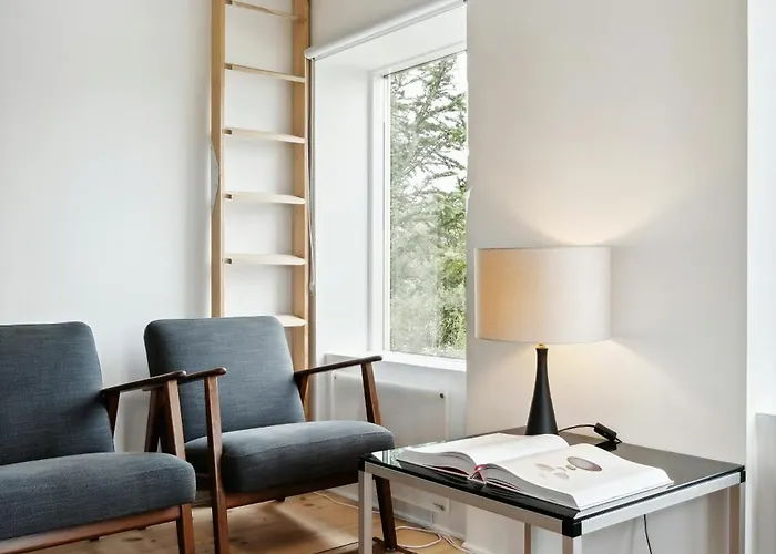 Hébergement de vacances Renovated Estate With Private