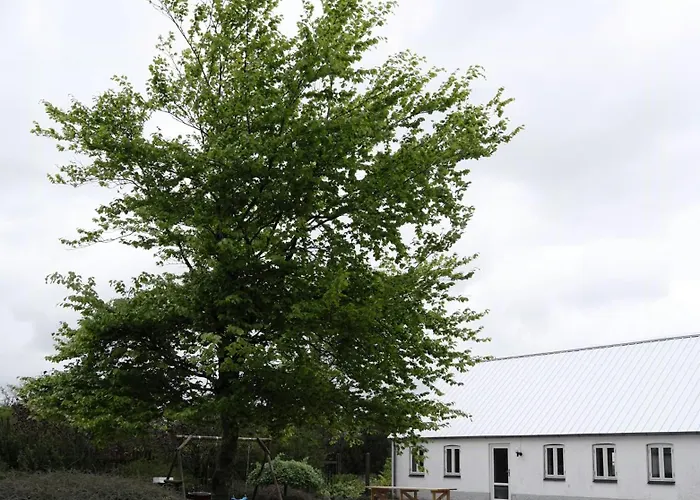 Vakantiehuis Renovated Estate With Private *