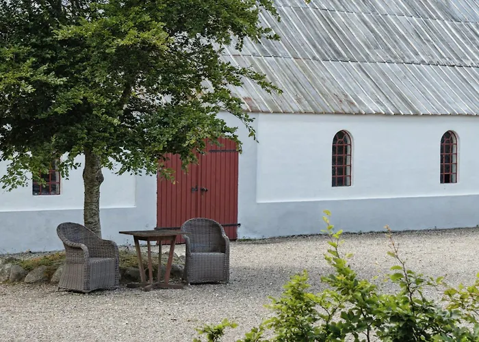 Renovated Estate With Private Roslev